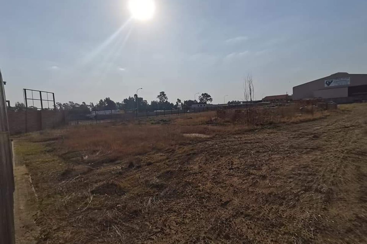 Big stand n Naledi, Groundwork laid - Photo 4