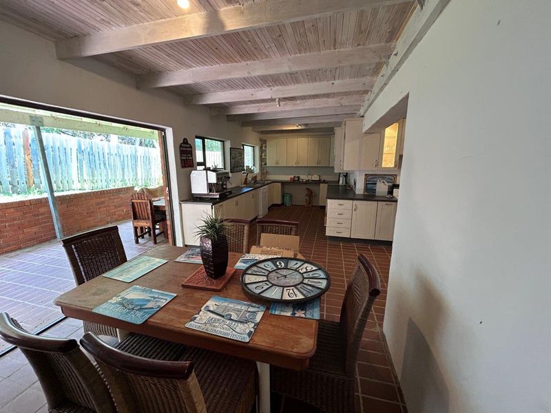 STUNNING MODERN 4 BEDROOM 2 BATHROOM HOUSE IN SOUGHT AFTER NOORSEKLOOF AREA - Photo 7