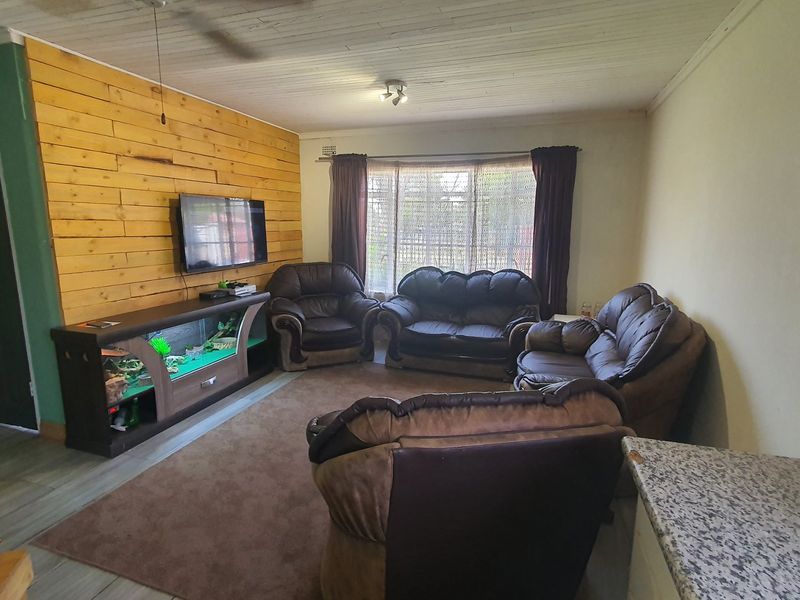 Lovely 3 bedroom, 1 bathroom home. - Photo 4