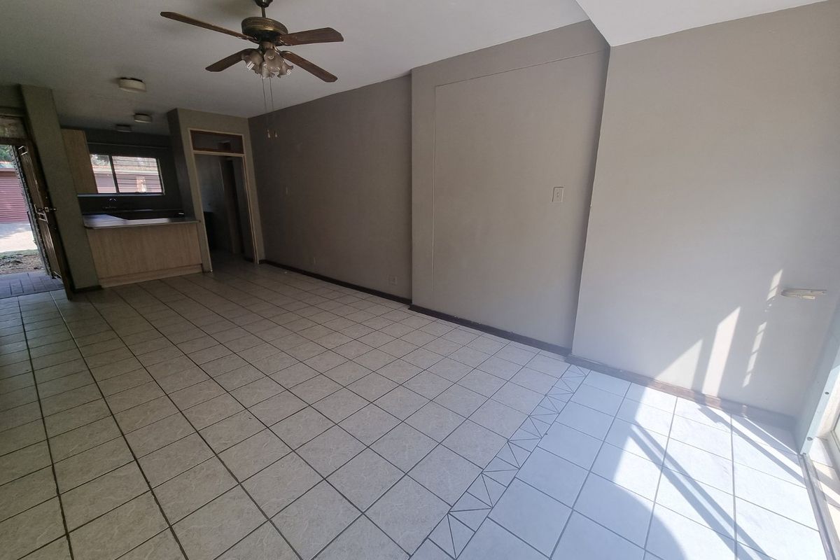 Lovely ground floor apartment. - Photo 2