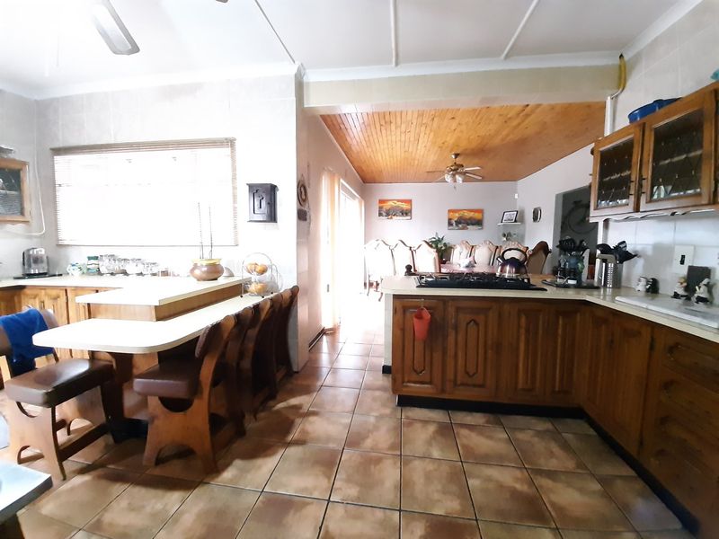 Lovely family house for sale in Sasolburg. - Photo 10