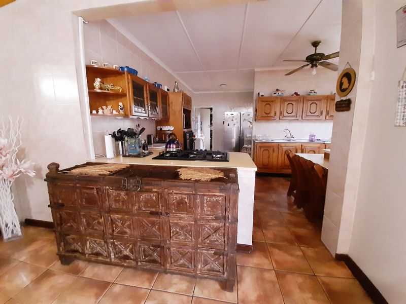 Lovely family house for sale in Sasolburg. - Photo 8