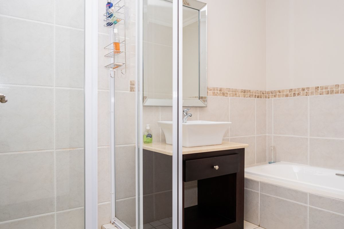 Easy Lock up and Go Townhouse - Photo 5