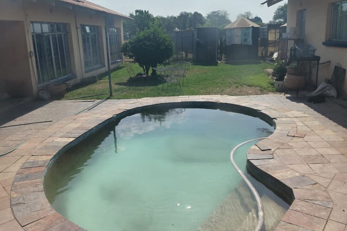 Small Holding For Sale in Mullerstuine - Photo 3