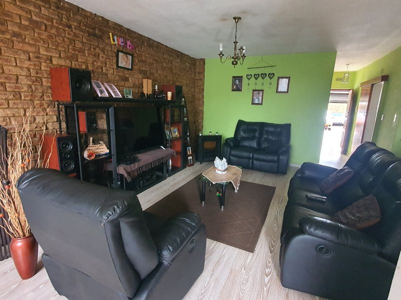 Perfect for A Big Family - Photo 5