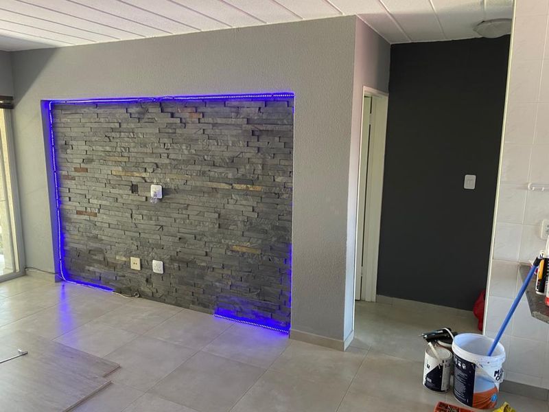 Beautiful newly renovated apartment on the Vaal river for sale. - Photo 2