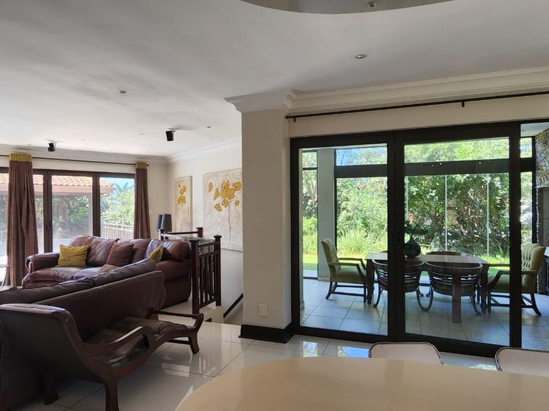 Fabulous 4 bedroom home in Zimbali - Photo 9