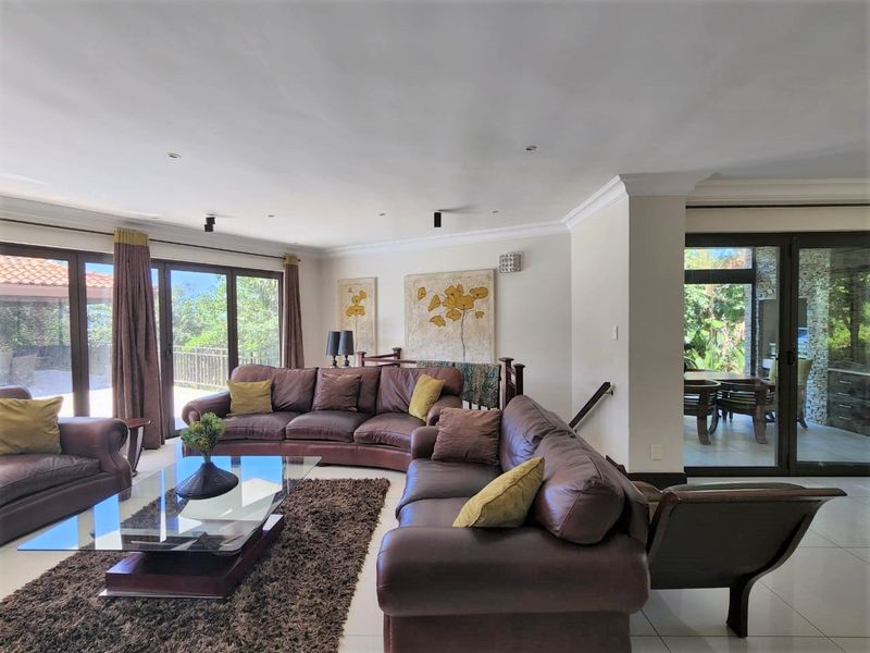 Fabulous 4 bedroom home in Zimbali - Photo 6