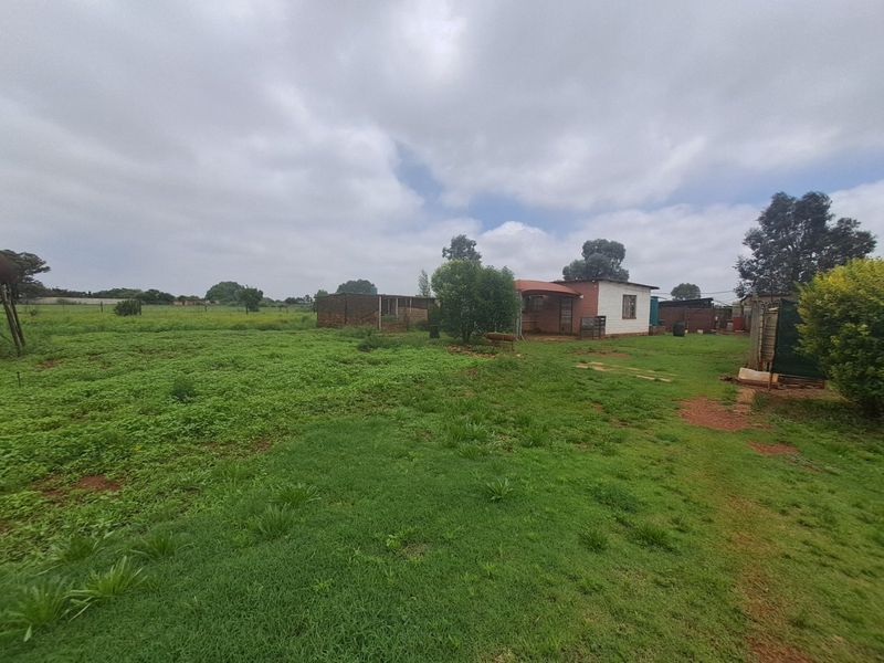 2 Hectar Plot For Sale with 3 Bedroom House Close to the Tar Road - Photo 4