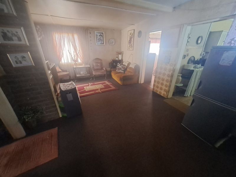 2 Hectar Plot For Sale with 3 Bedroom House Close to the Tar Road - Photo 8