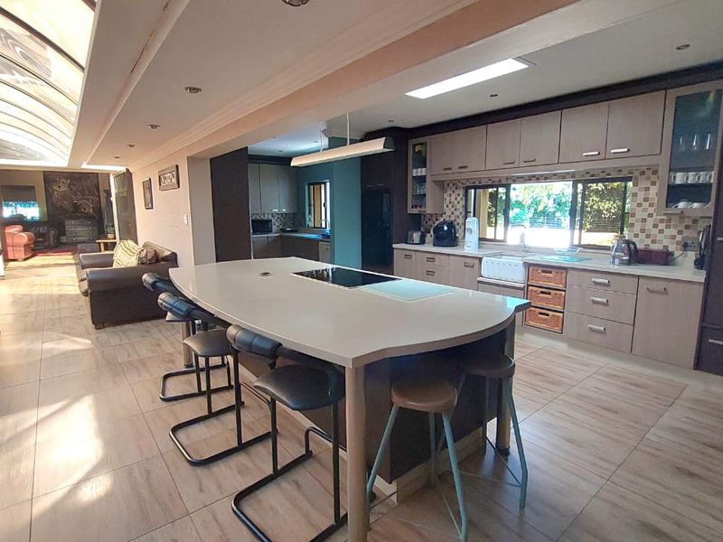 Beautiful property for sale in the prime area of Vanderbijlpark SW5 proper. - Photo 4