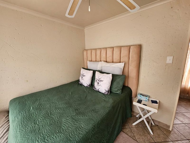 Charming 2-Bedroom Duplex Townhouse for Sale in Vaalpark! - Photo 8