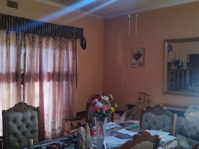 Beautiful and spacious house with flat in Duncanville. - Photo 3