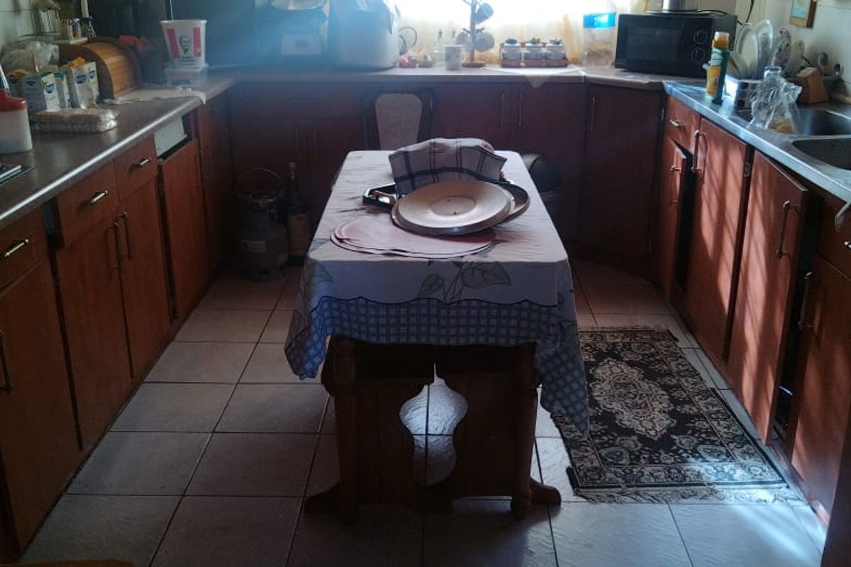 Beautiful and spacious house with flat in Duncanville. - Photo 5