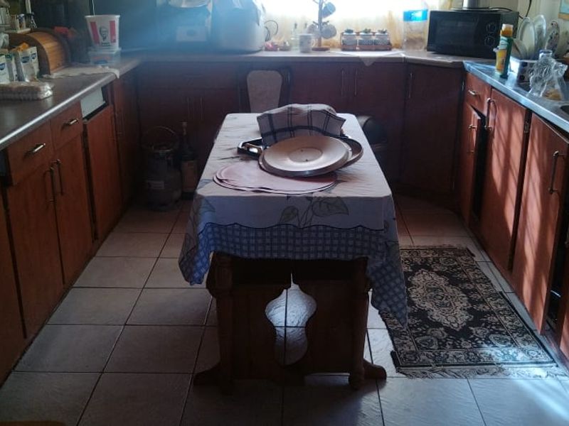 Beautiful and spacious house with flat in Duncanville. - Photo 5