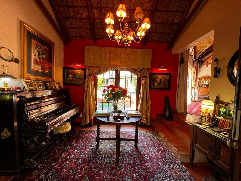 4 Bedroom House in Broadlands Estate - Photo 9