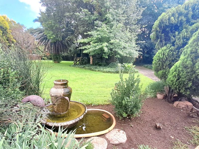 SPACIOUS 5 Bedroom House For Sale in Three Rivers Proper - Photo 2