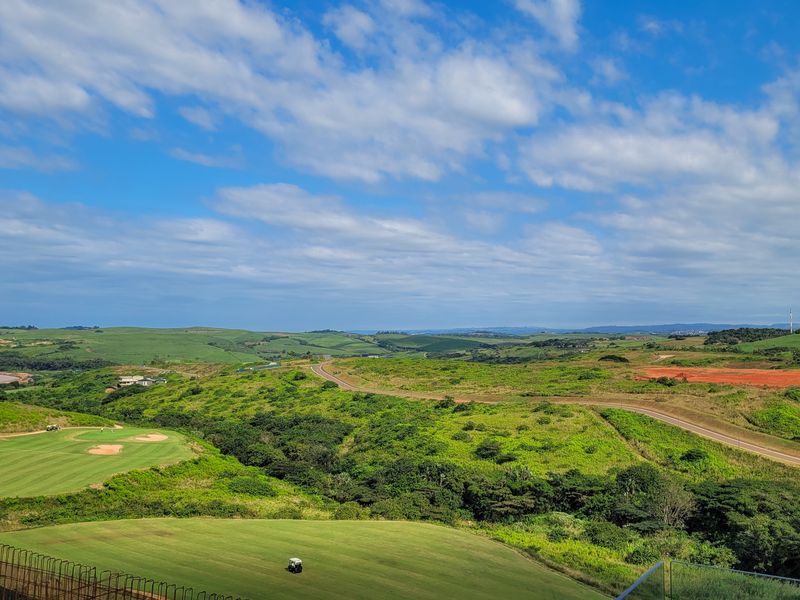 Modern home in Zimbali lakes estate with panoramic golf course view. - Photo 3