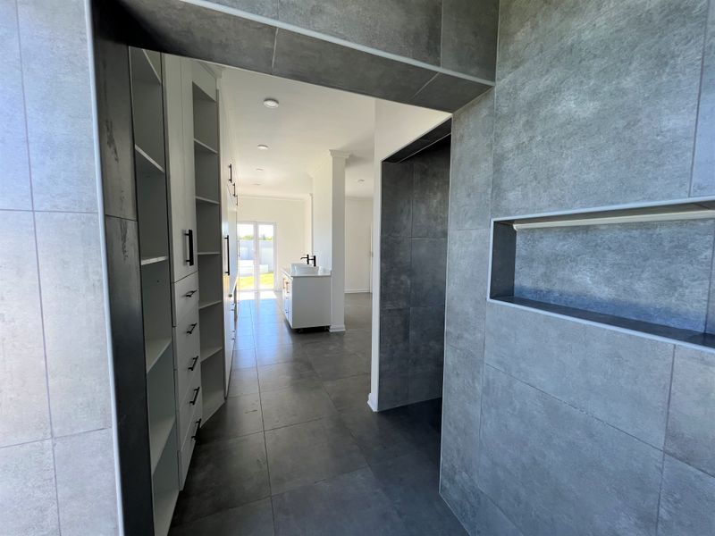 Safe and secure single level home in Aston Bay - Photo 7