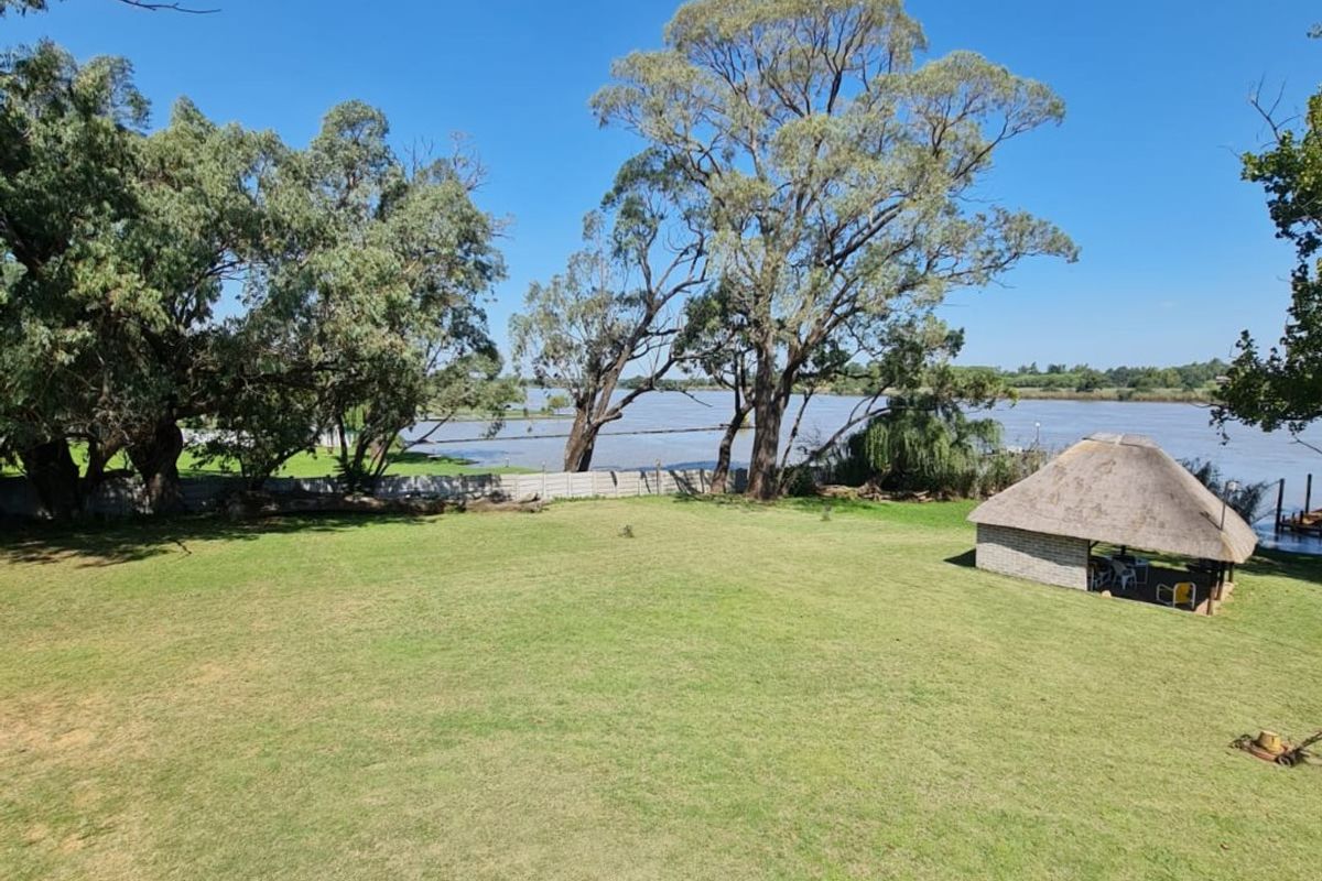 2.7ha Farm in Kaalplaats - Photo 2