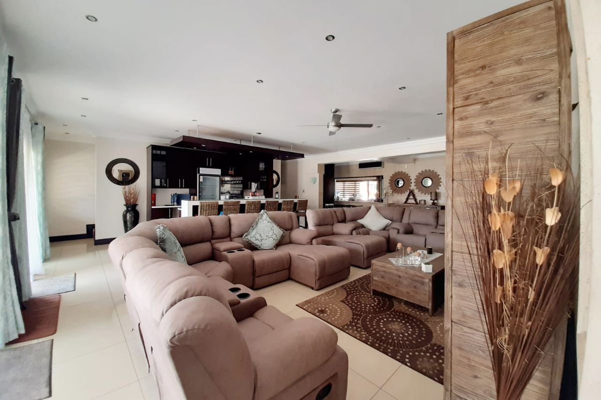 Your home away from home - Photo 3