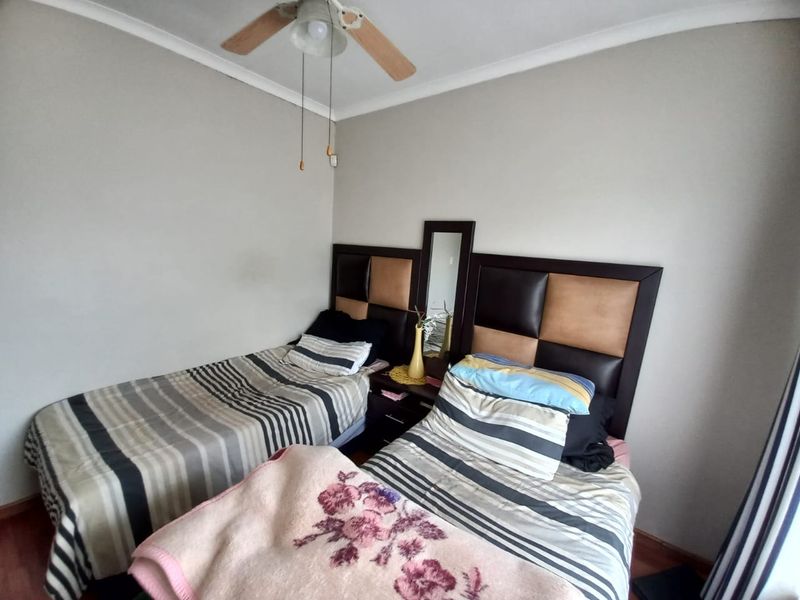 Beautiful 3 bedroom house for sale in Vanderbijlpark SE6 - Photo 10