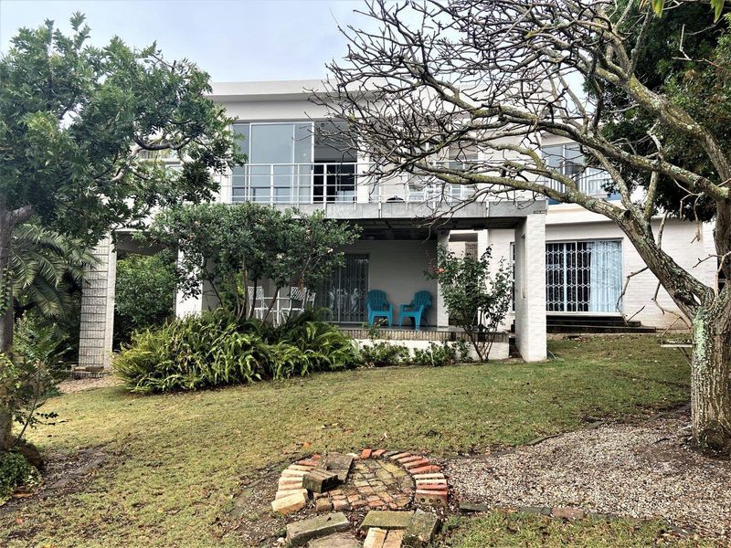 Spectacular 3-Bedroom Double-Story Home in Wave Crest - Photo 3