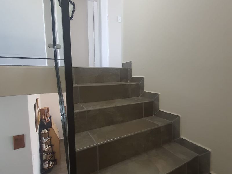 Flora Garden Townhouse (Very Secure Area) - Photo 9