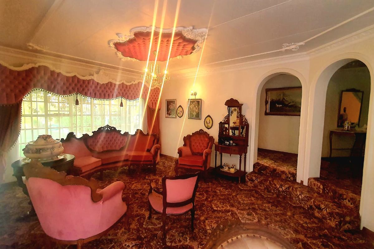 Well Maintained low maintenance home in three rivers east with a flat - Photo 4