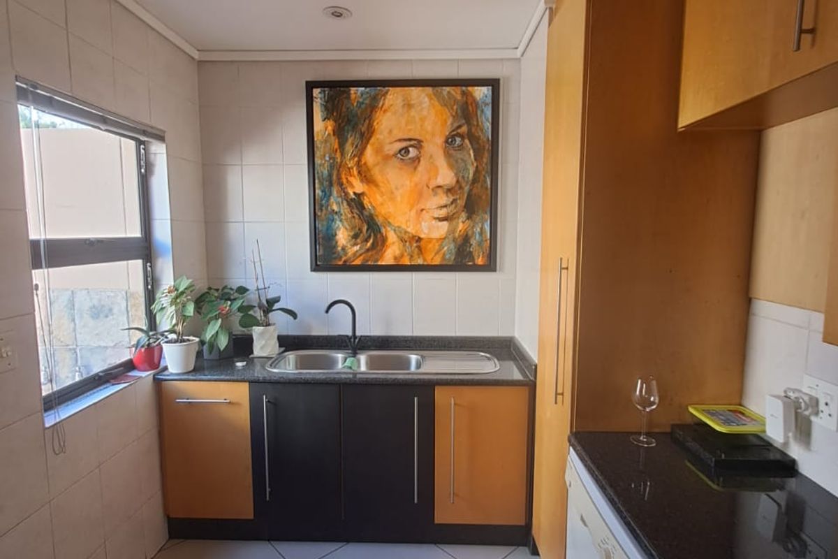 IMMACULATE PROPERTY FOR SALE IN THREE RIVERS PROPER!! - Photo 3