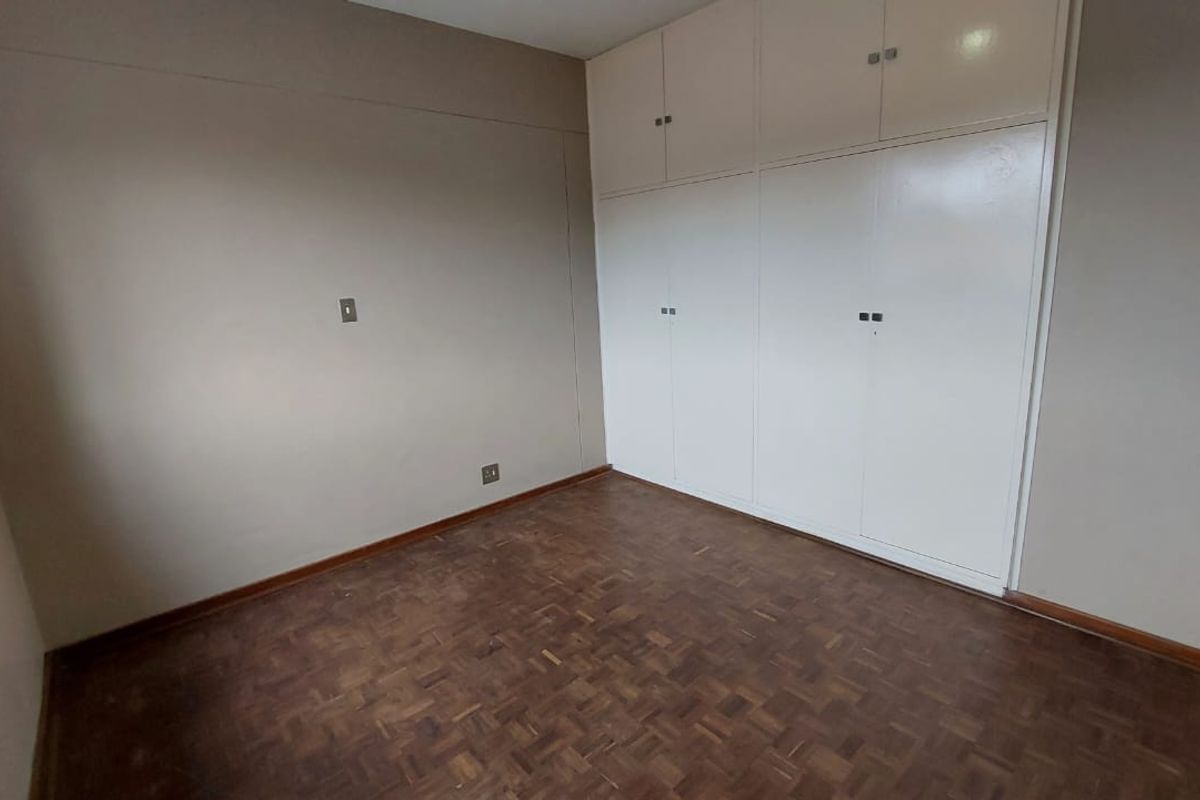 Flat for sale in Three Rivers - Photo 2