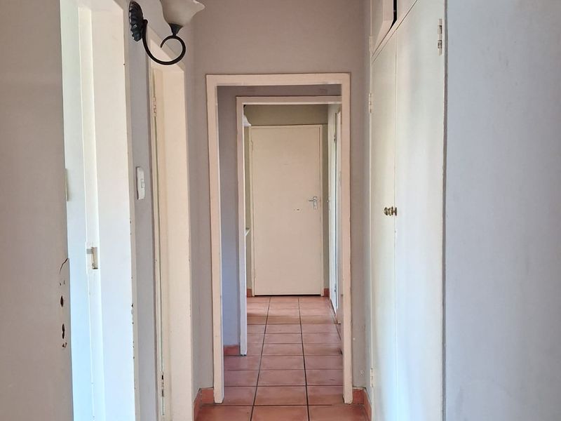 3 Bedroom apartment with own private back yard and complex play area for the little ones. - Photo 6