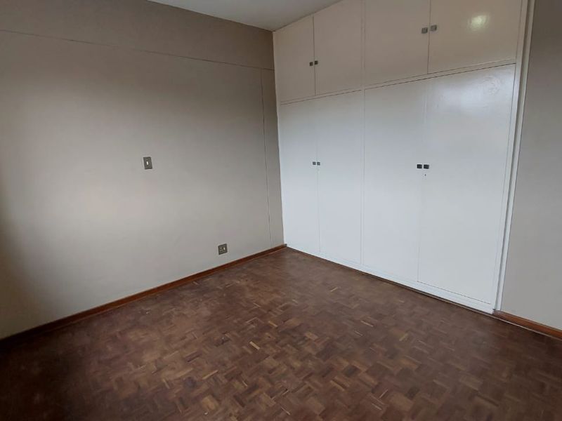 2 Bedroom flat for sale in Three Rivers - Photo 2