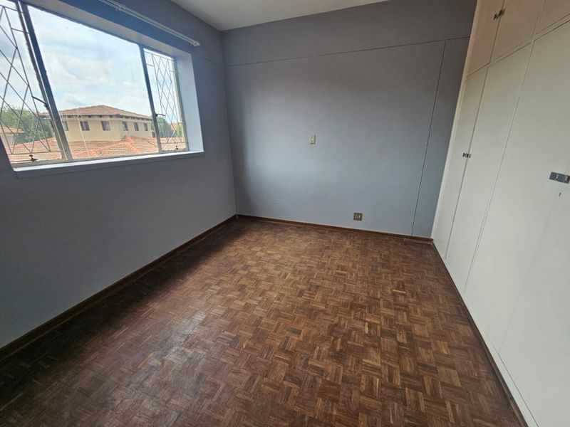 2 Bedroom flat for sale in Three Rivers - Photo 8