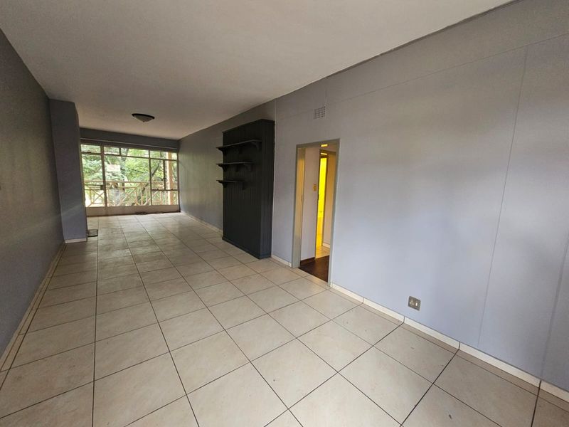 2 Bedroom flat for sale in Three Rivers - Photo 3