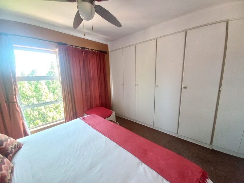 2 Bedroom apartment to rent in a river complex - Photo 10