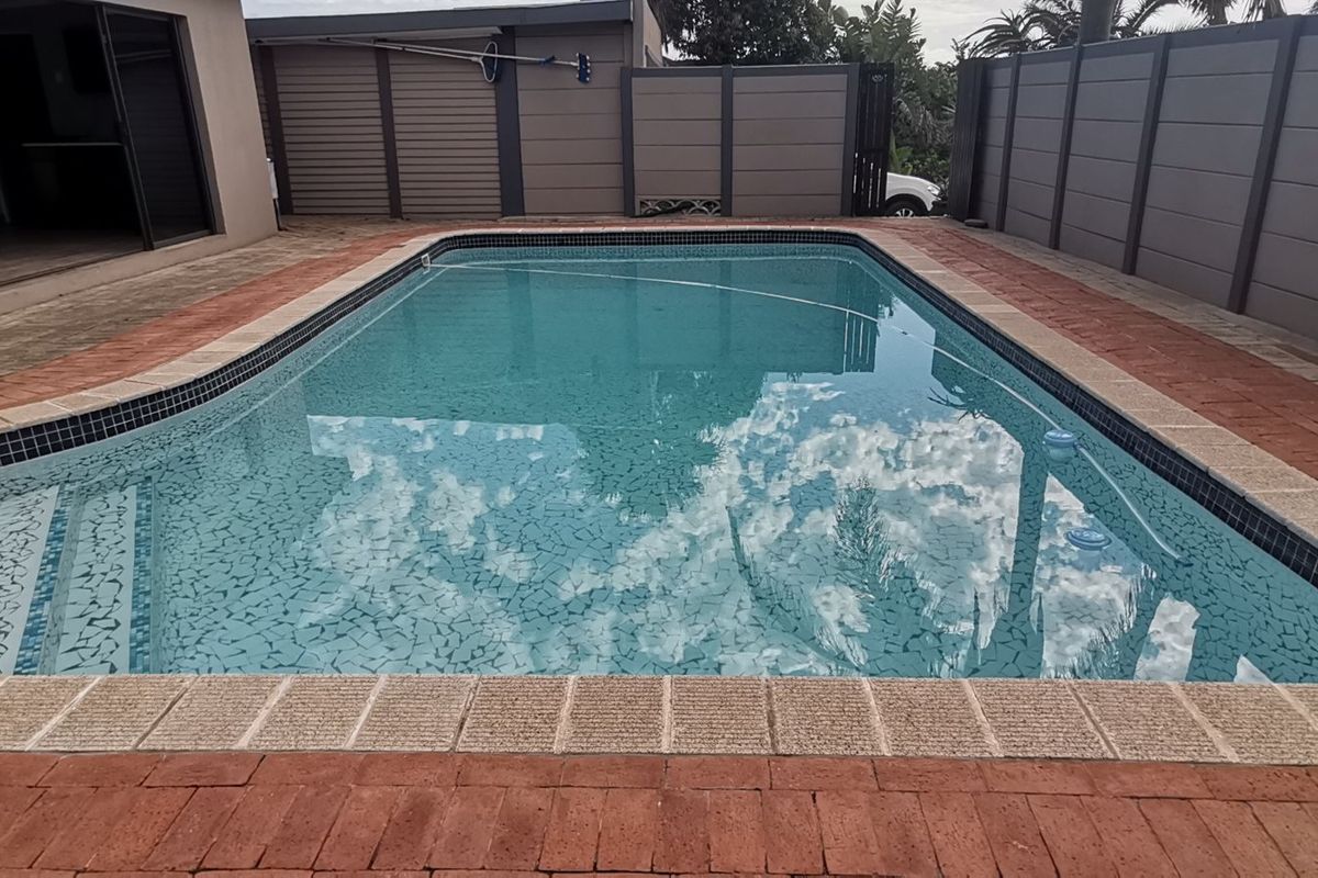 A majestic, luxurious home for the entertainer! - Photo 3