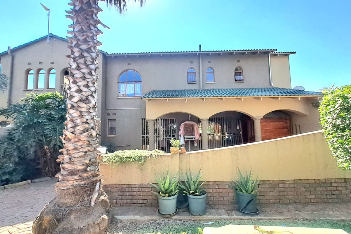 Investment of a lifetime!! - Photo 5