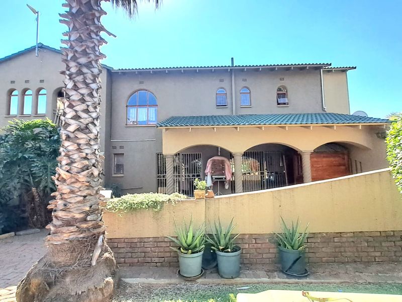 Investment of a lifetime!! - Photo 5