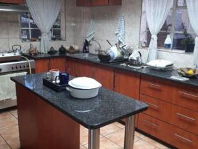 Beautiful home for sale in Vanderbijlpark - Photo 5