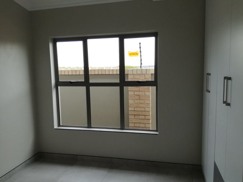 The Ruby is Truly a Gem with its Contemporary and Classical Finishes - Photo 10