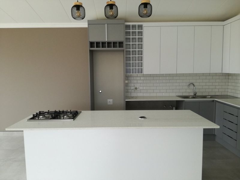 The Ruby is Truly a Gem with its Contemporary and Classical Finishes - Photo 7