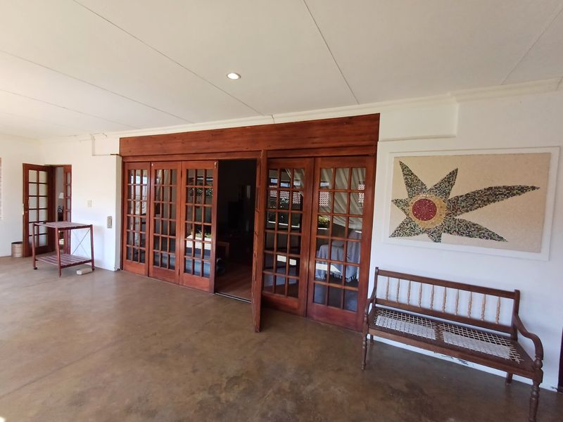 Cozy 3 Bedroom House in Bendor - Photo 9