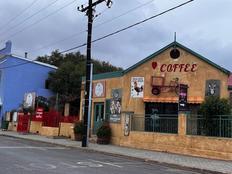 Willowmore stand close to Golf Course with great views. - Photo 9