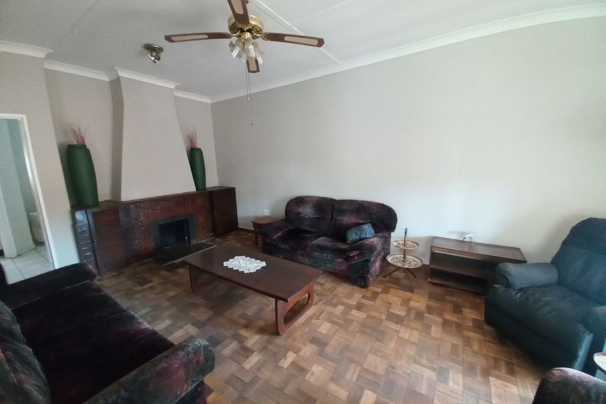 Come and have a look on this beautiful home in CE1! - Photo 3