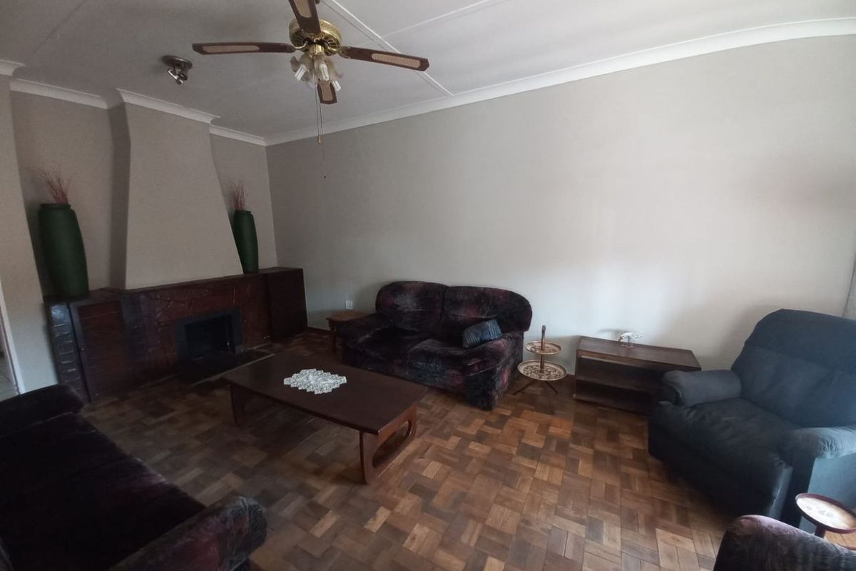 Come and have a look on this beautiful home in CE1! - Photo 2
