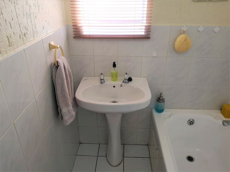 The perfect lock up and go! - Photo 7