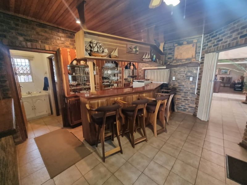 Location, Location ,Location - Photo 9