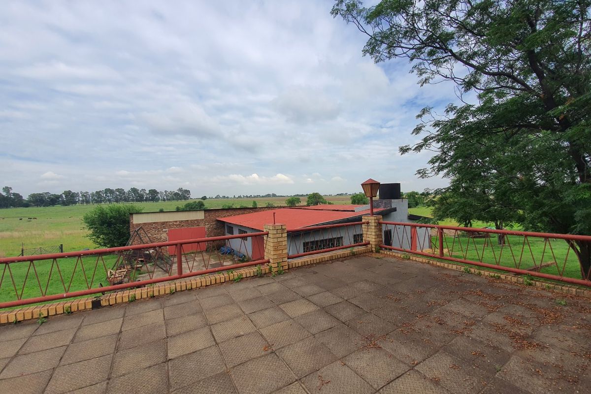 Once in a lifetime opportunity! - Photo 2