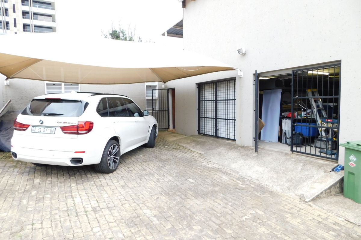 Industrial / Warehouse With Offices For Sale / To Rent In The Randburg Business Node. - Photo 3